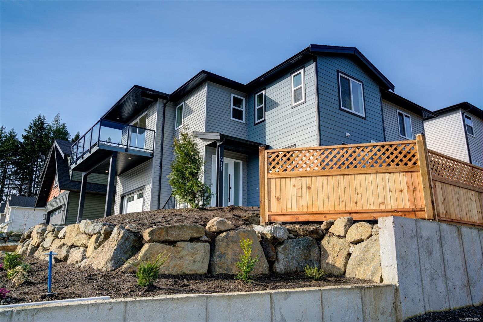 611 Eighth St, Nanaimo, BC V9R 6P1