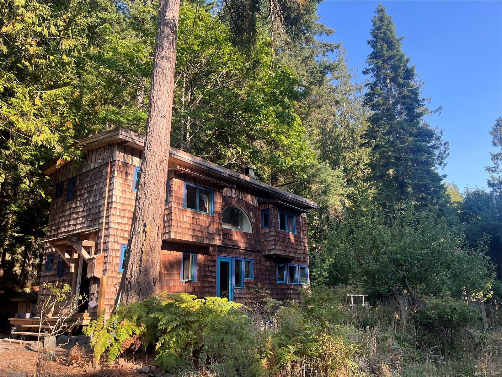 948 Harrison Way, Nanaimo B, BC V0R 1X2