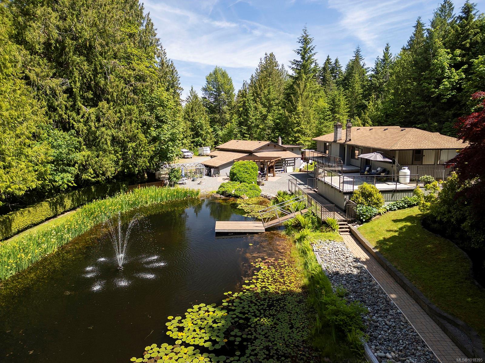 970 Mclean Rd, Qualicum Beach, BC V9K 1Y3