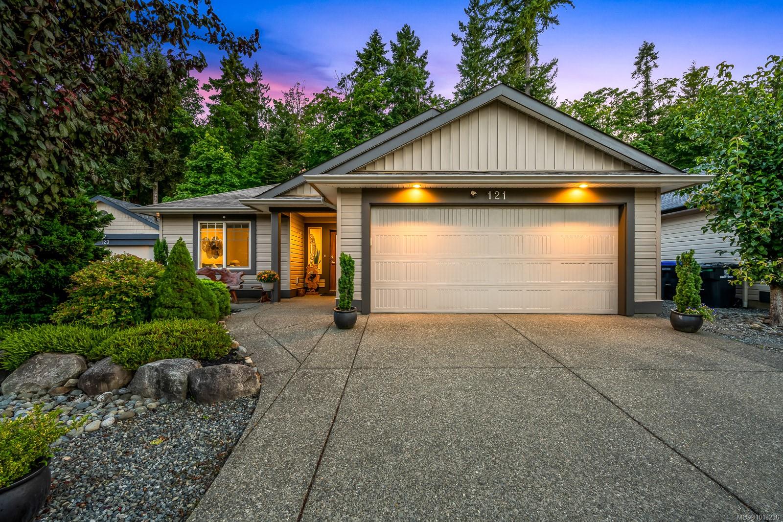 2205 Robert Lang Dr Apt 121, Courtenay, BC V9N 1M4