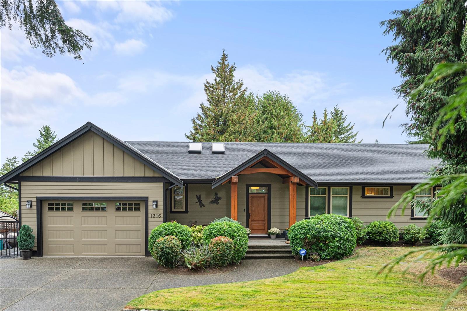 1316 Carmel Place, NANOOSE BAY, BC V9P 9B8 MLS 957865 Houseful