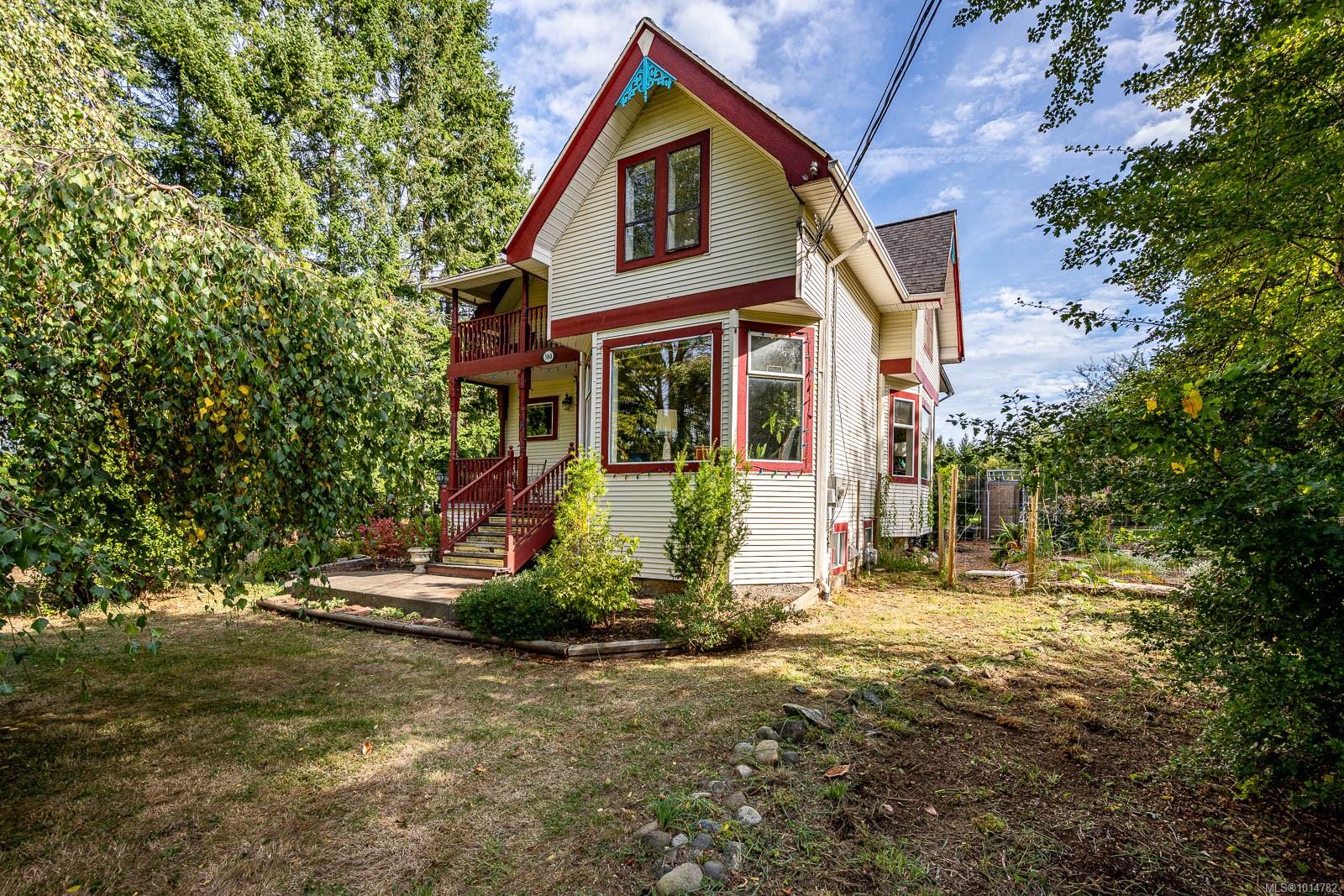5068 Island Hwy N, Courtenay, BC V9J 1L4