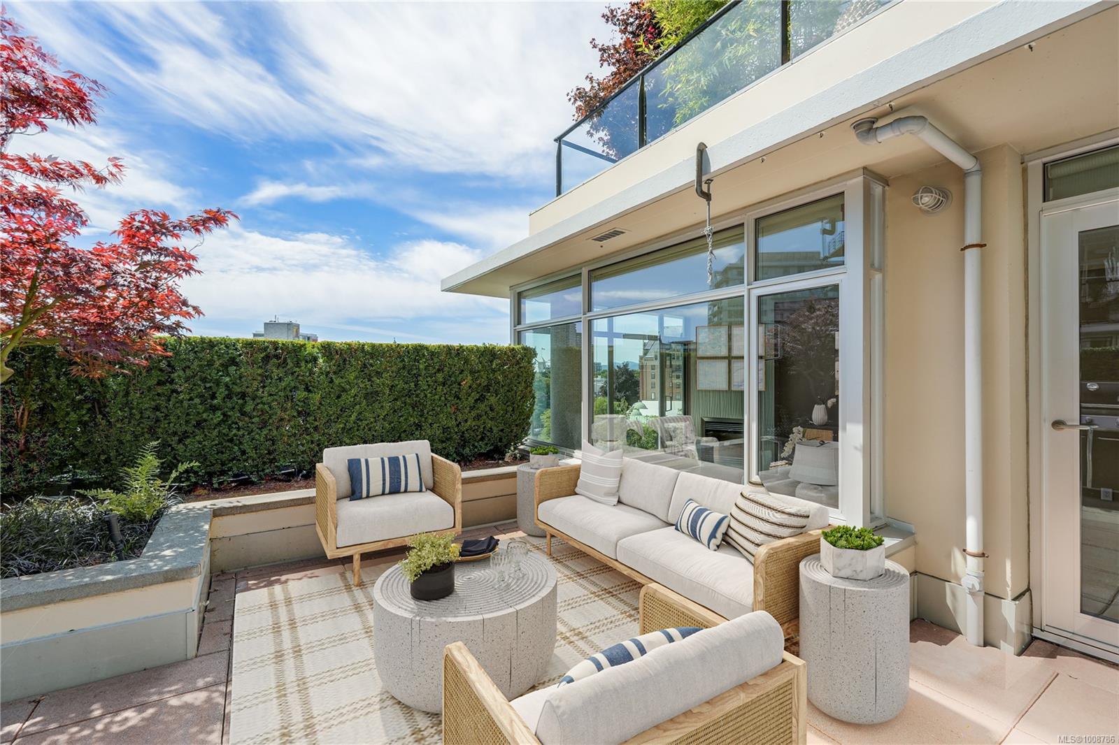 737 Humboldt St Apt N609, Victoria, BC V8W 1B1