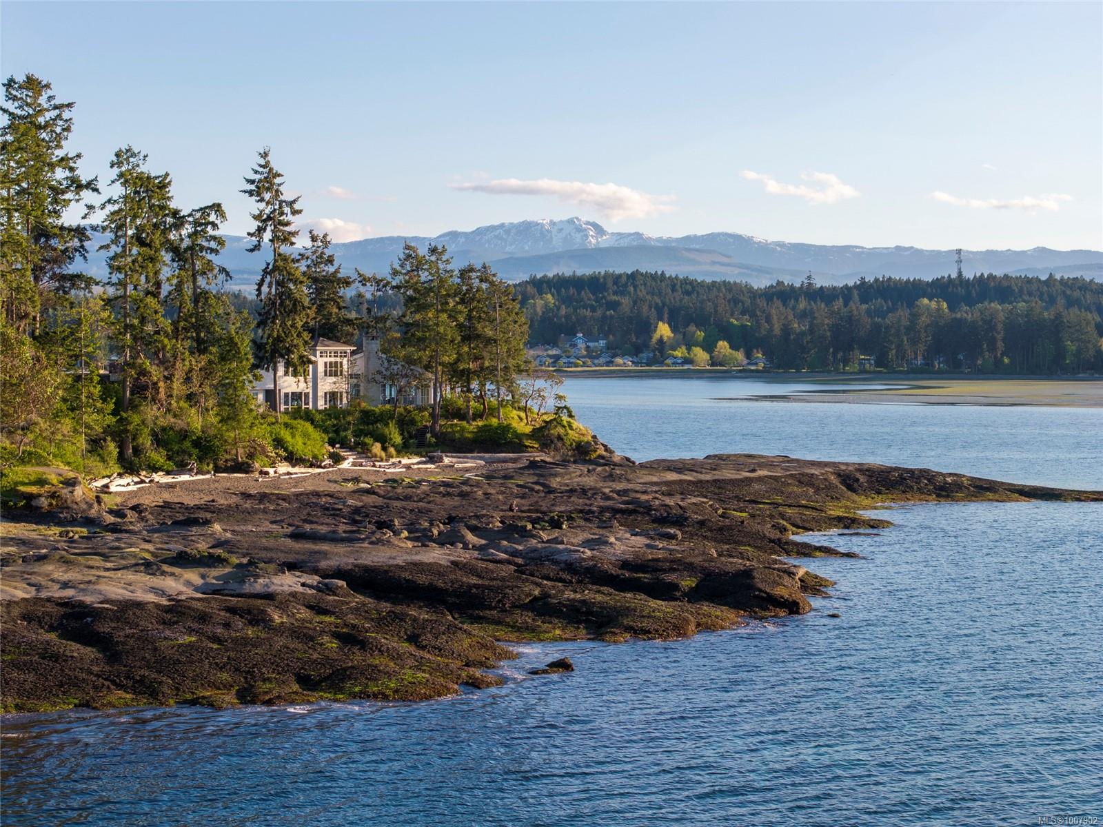 1341 Madrona Dr, Nanaimo E, BC V9P 9C9
