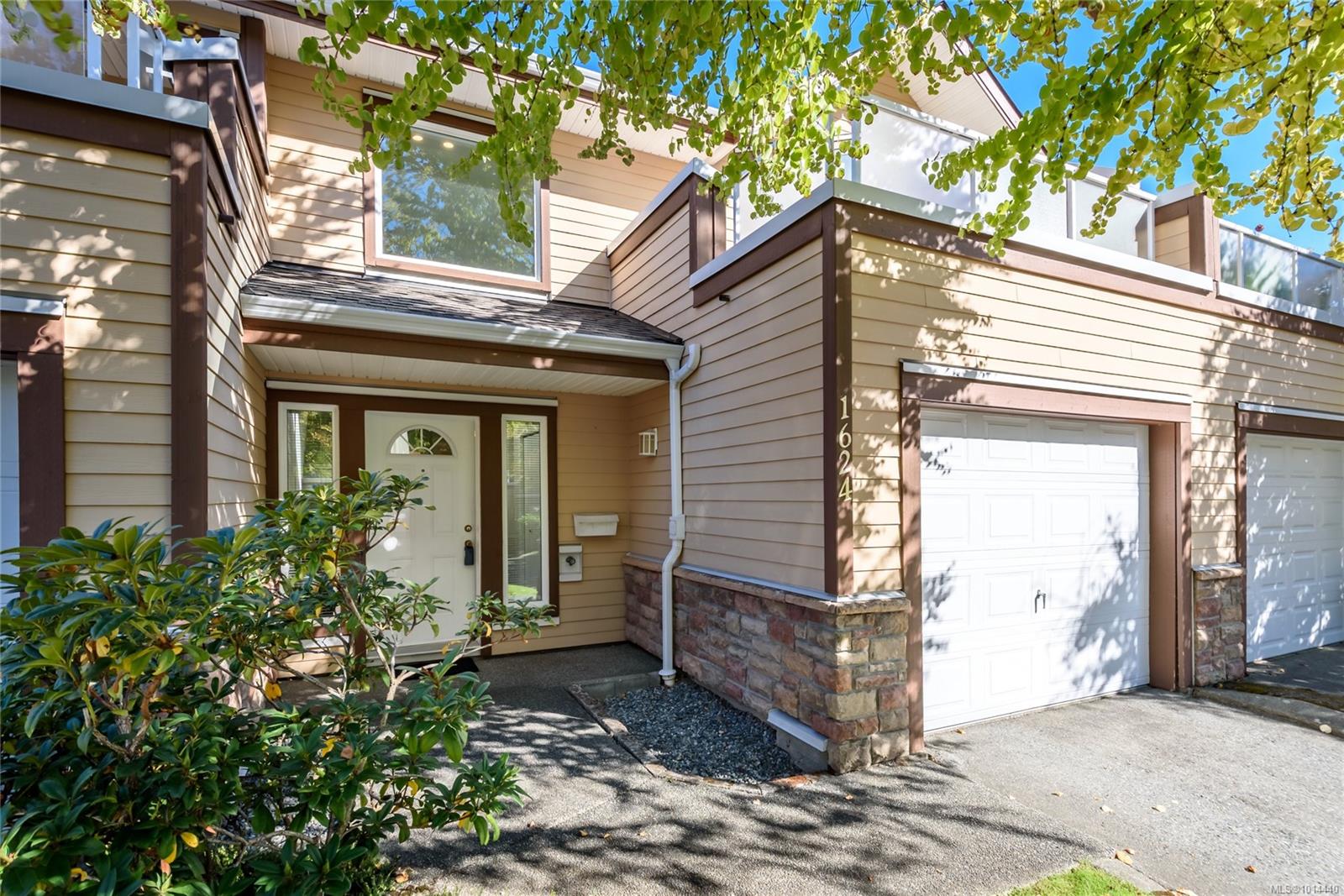 1624 Creekside Dr, Nanaimo, BC V9S 5V8