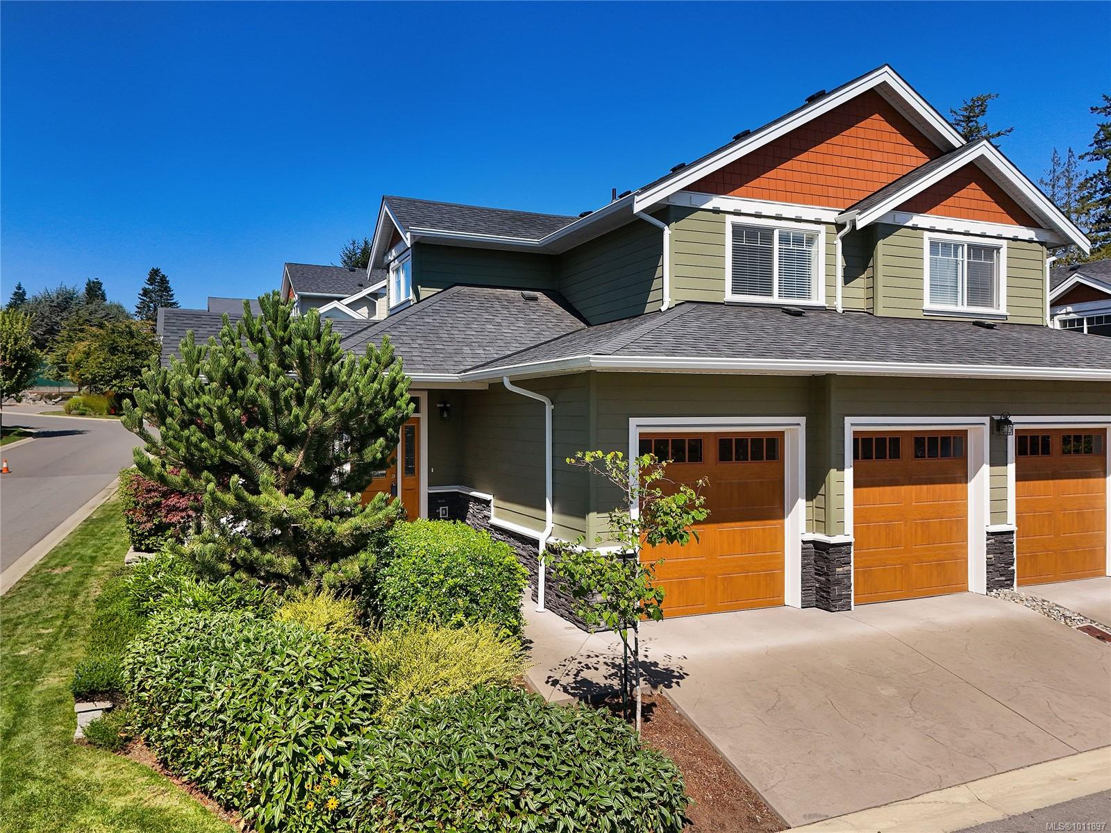 6995 Nordin Rd Apt 248, Sooke, BC V9Z 1L4