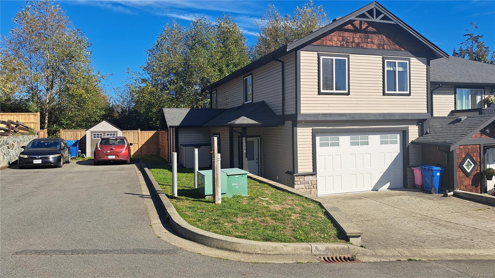 6838 Grant Rd W Apt 116, Sooke, BC V9Z 0L7