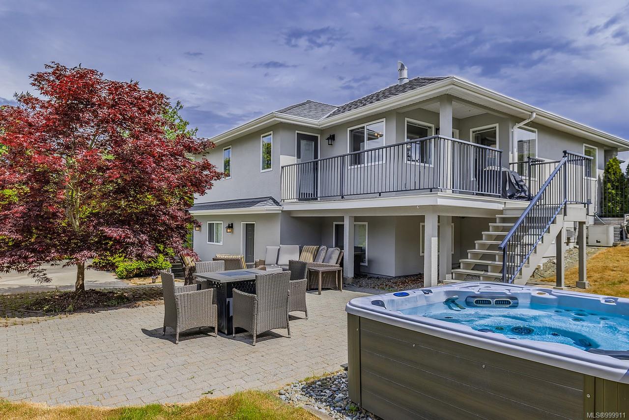 1112 Aery View Way, Parksville, BC V9P 2N9