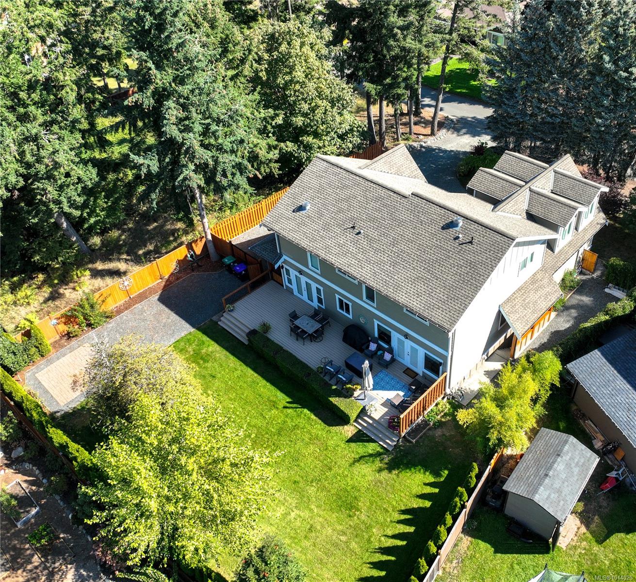 431 Butchers Rd, Comox, BC V9M 3W6