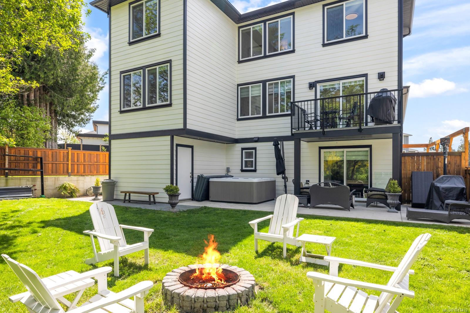 2000 Stone Hearth Ln, Sooke, BC V9Z 1L3