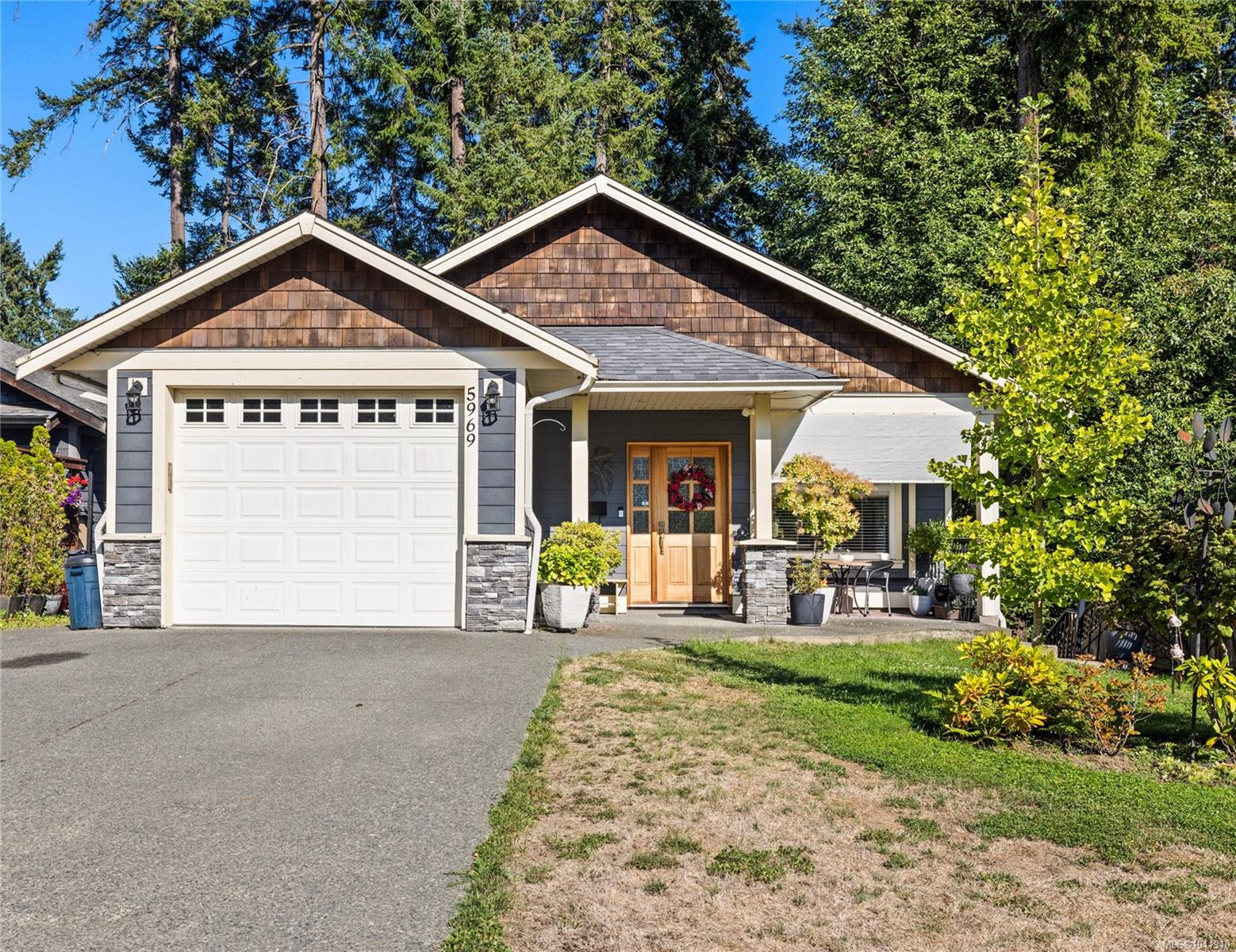 5969 Stonehaven Dr, Duncan, BC V9L 0A1