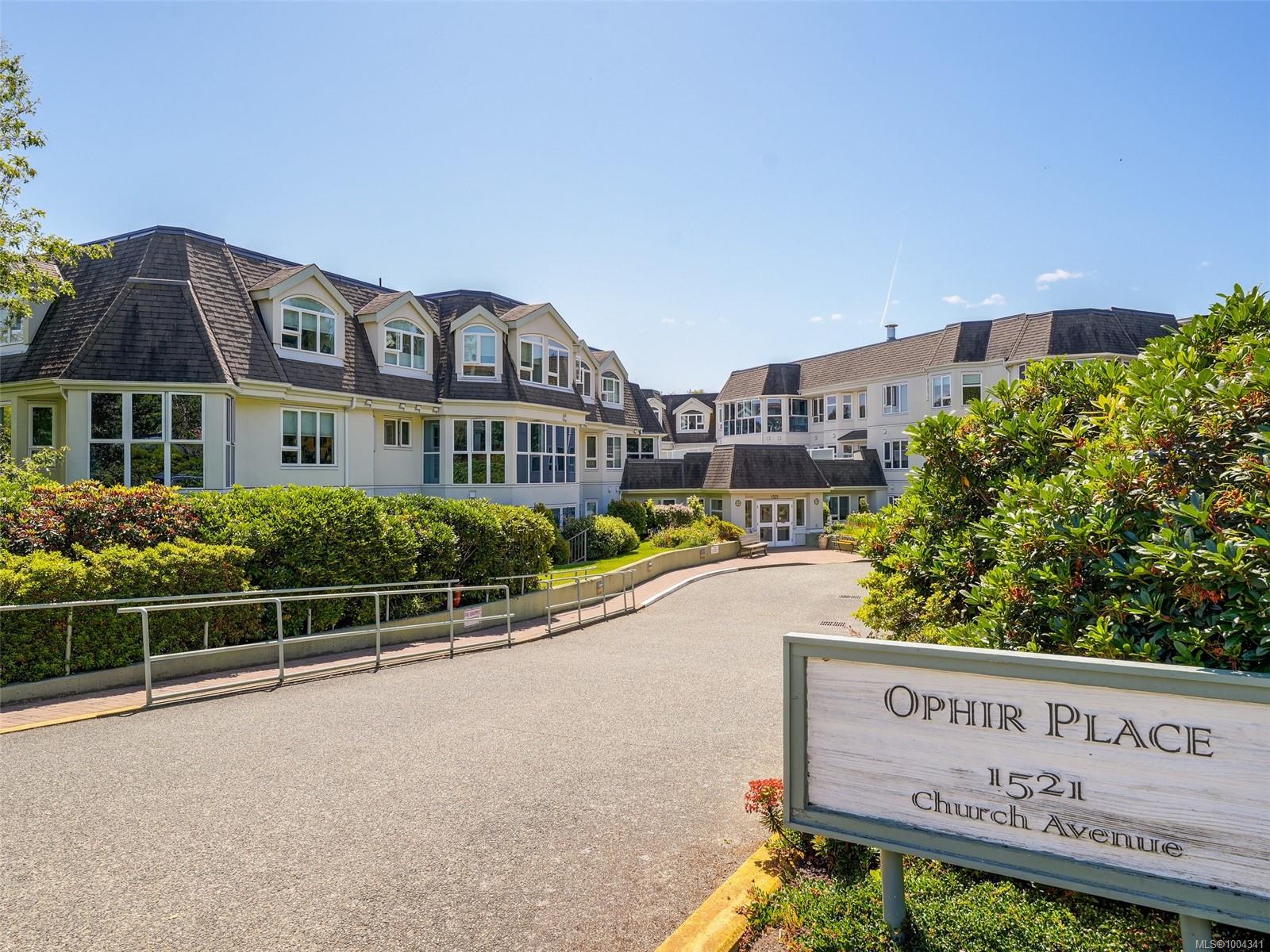 1521 Church Ave Apt 206, Saanich, BC V8P 5T2