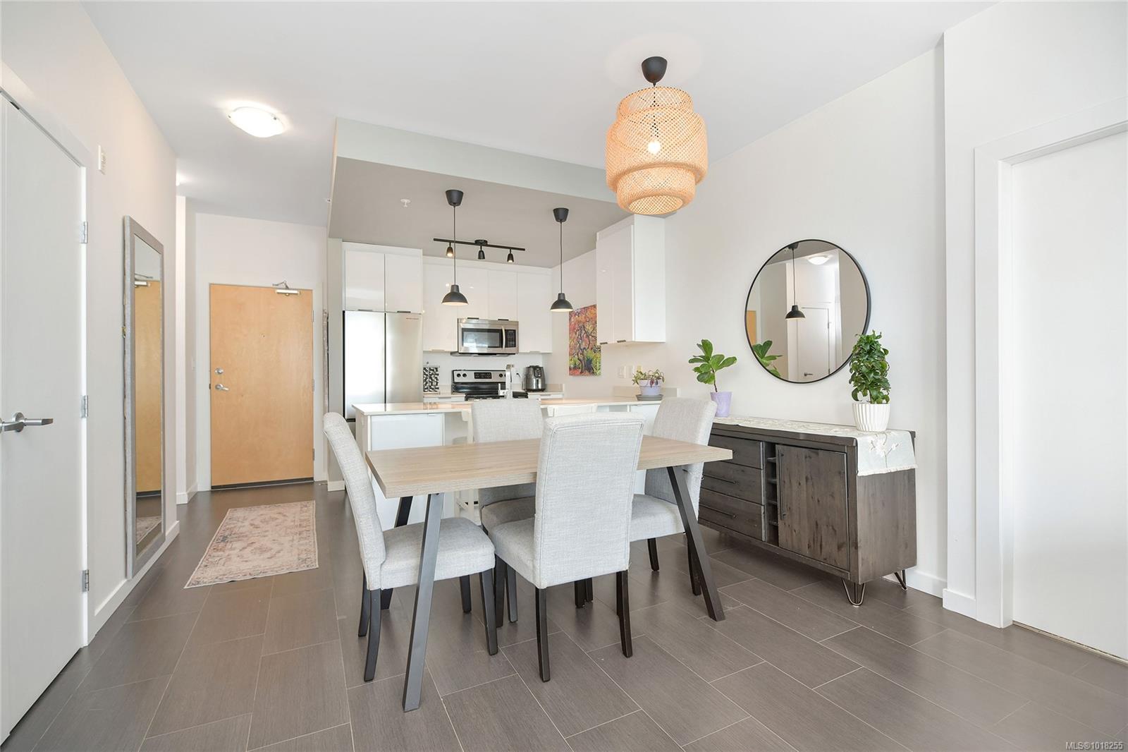2871 Jacklin Rd Apt 421, Langford, BC V9B 0P3