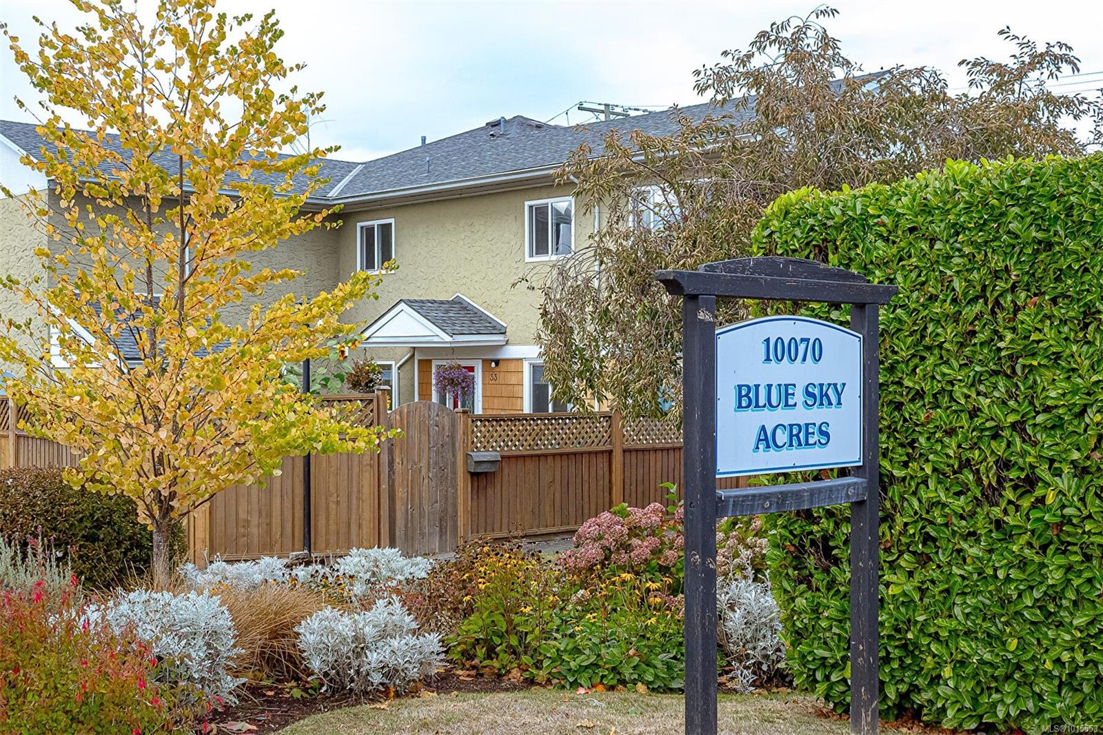 10070 Fifth St Apt 32, Sidney, BC V8L 2X9