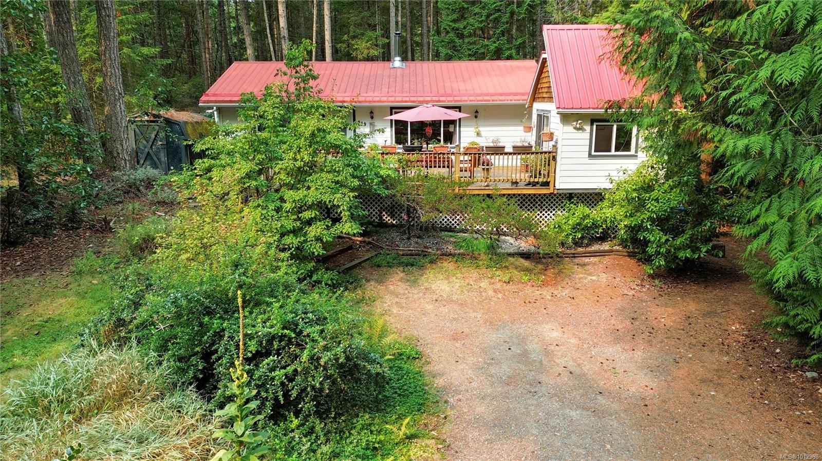 949 Carmen Cres, Gabriola Island, BC V0R 1X2