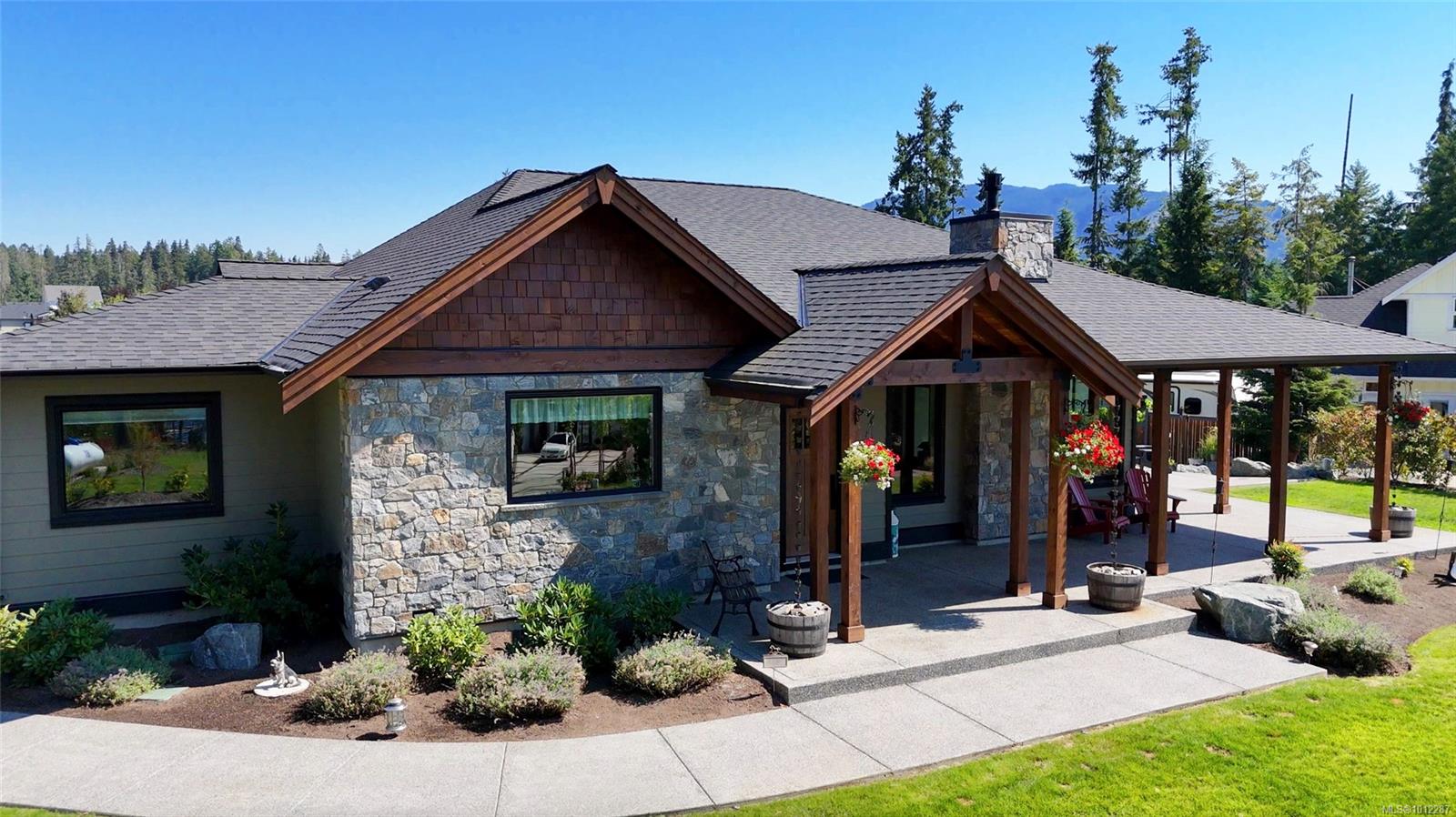 7375 Lakefront Dr, Lake Cowichan, BC V0R 2G1