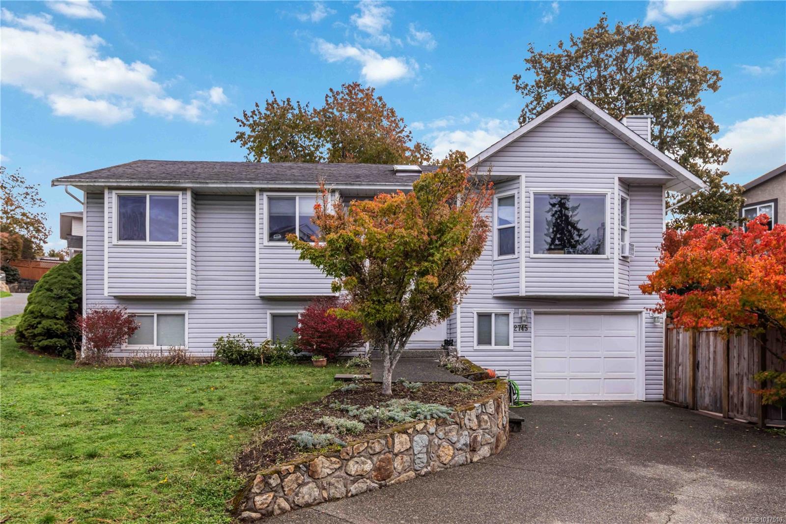 2745 Stockey Pl, Langford, BC V9B 5V1