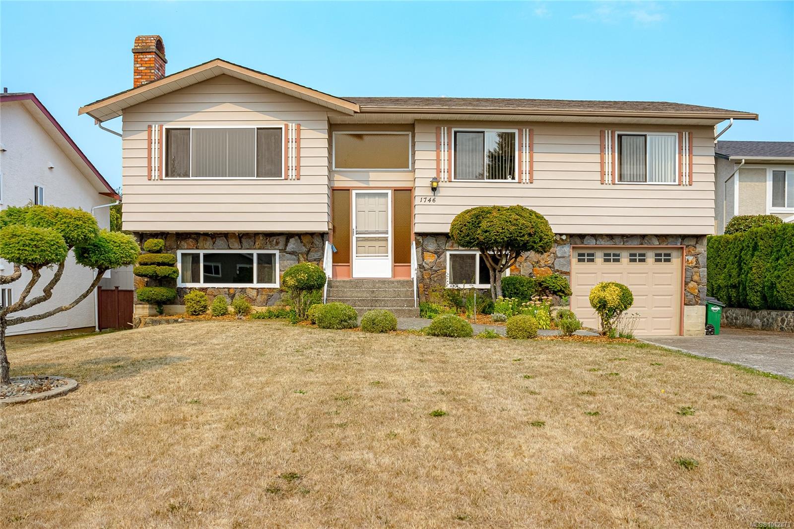 1746 Tiffin Pl, Saanich, BC V8N 4W4