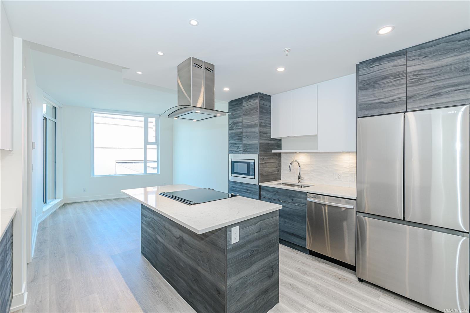 1628 Store St Apt 715, Victoria, BC V8W 0H1