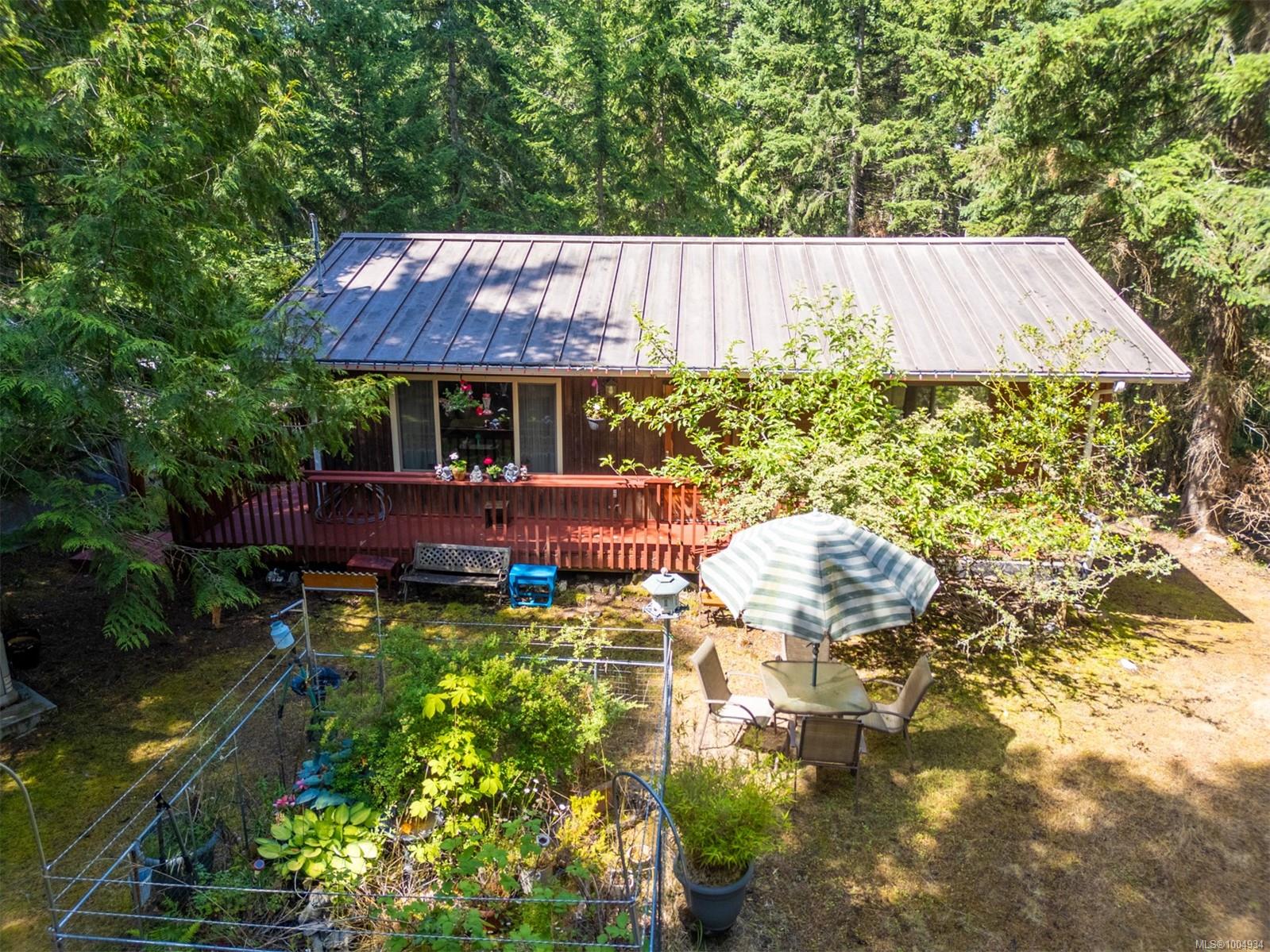 2611 Gunwhale Rd, Pender Island, BC V0N 2M2