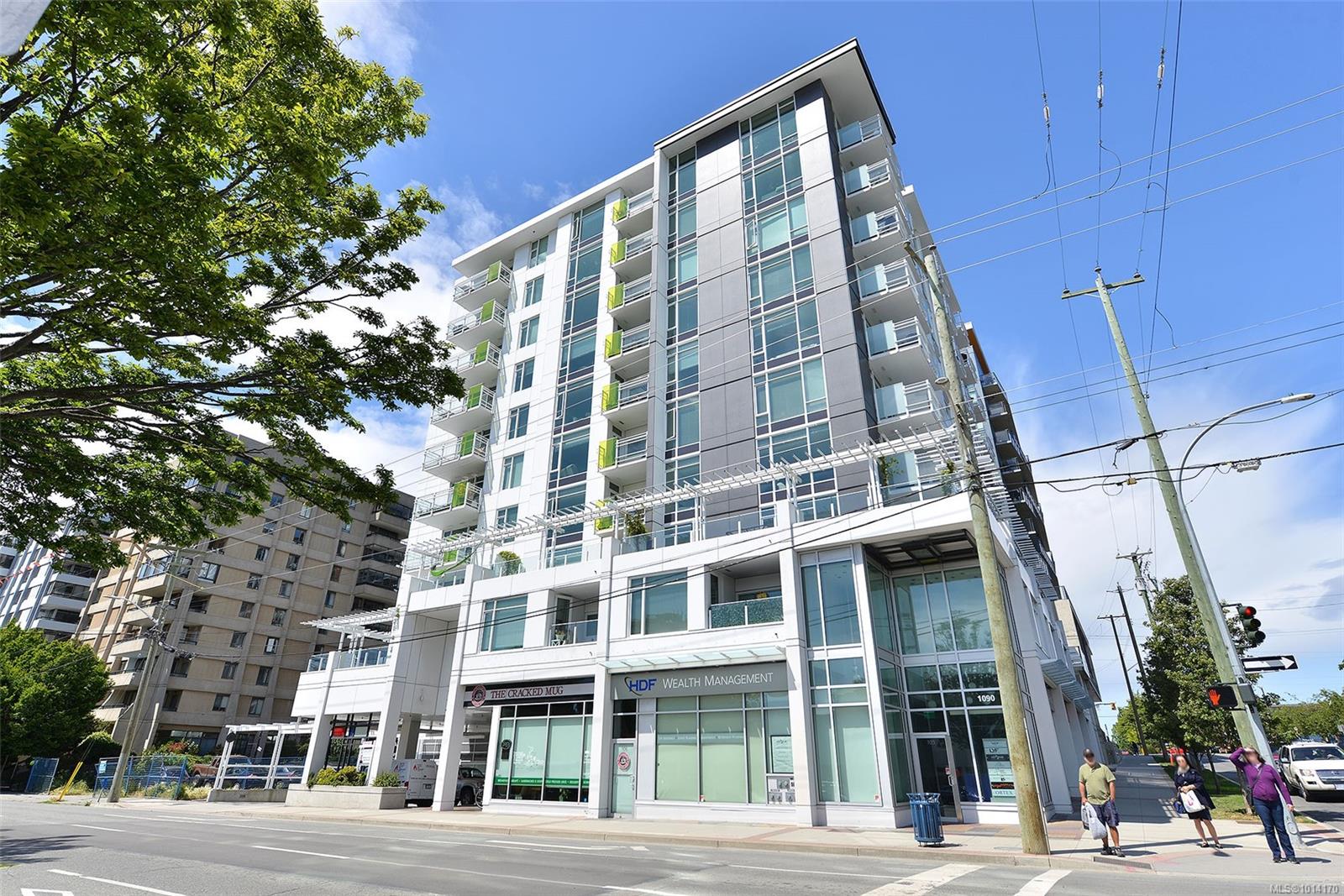 1090 Johnson St Apt 408, Victoria, BC V8V 3P6