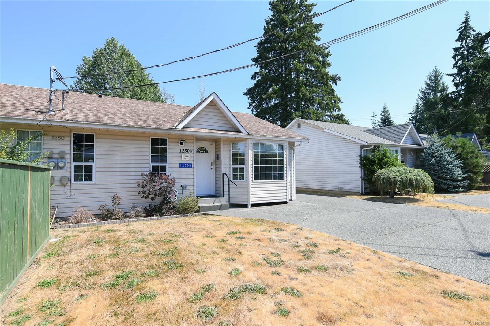 1250 Stewart Ave Apt B, Courtenay, BC V9N 3H4