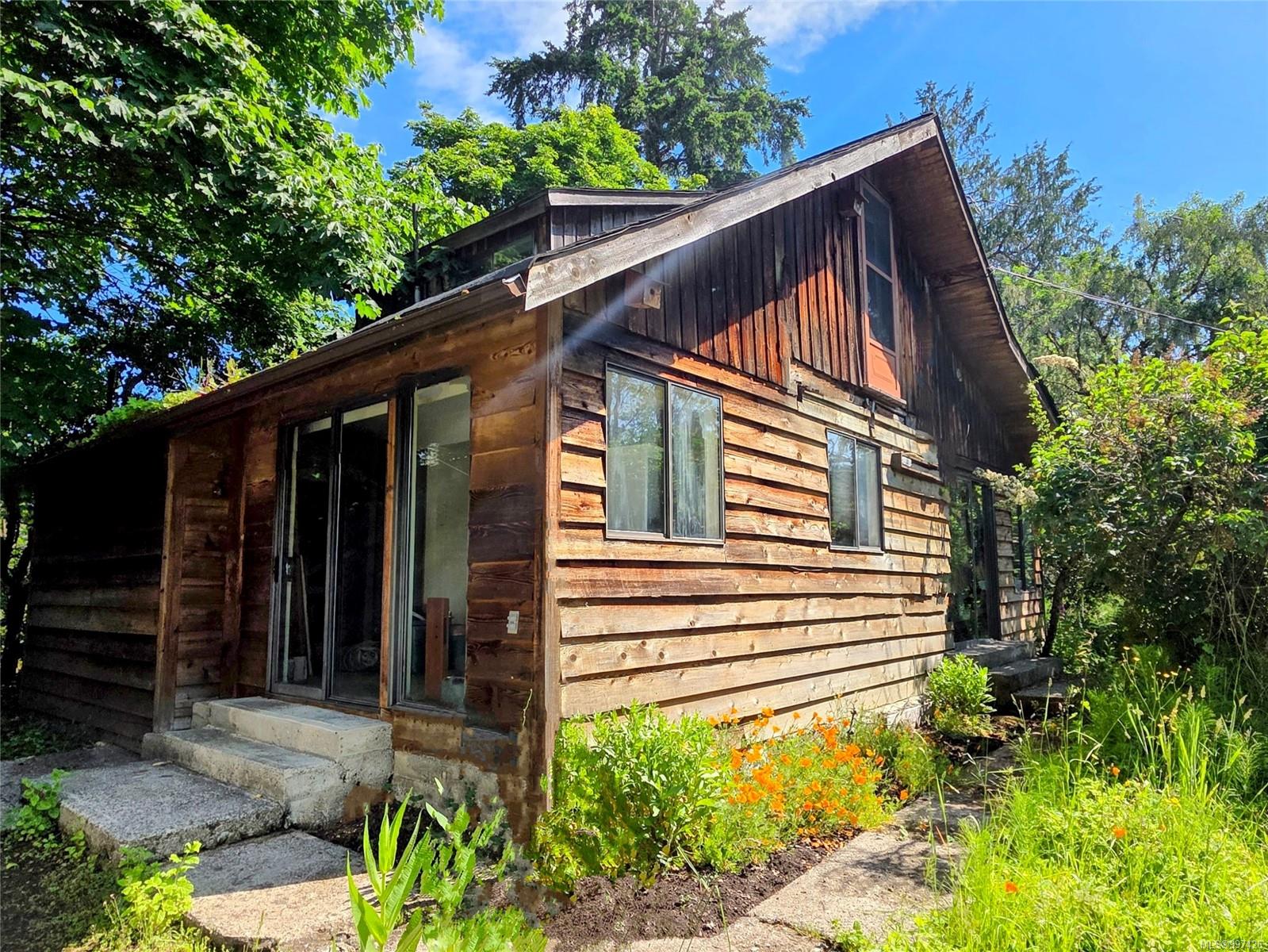 4505 Bedwell Harbour Rd, Pender Island, BC V0N 2M1