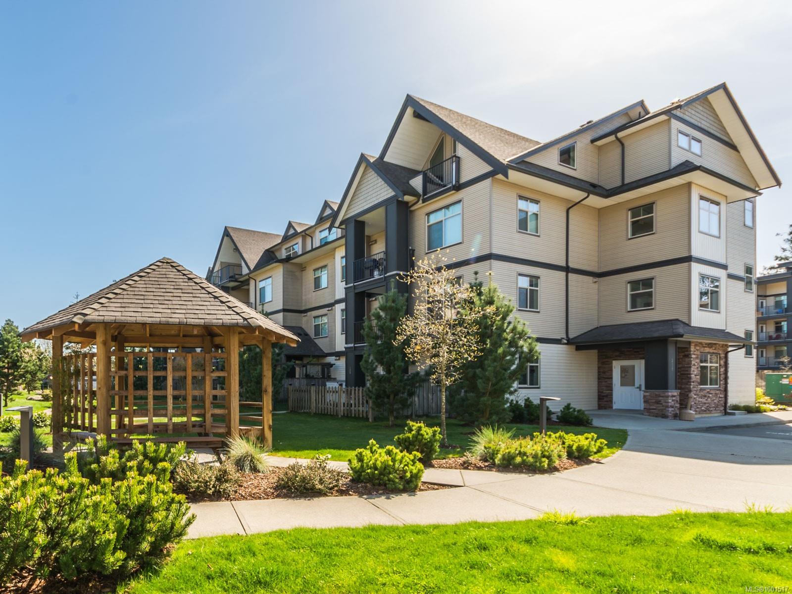 2117 Meredith Rd Apt 301, Nanaimo, BC V9S 2N2