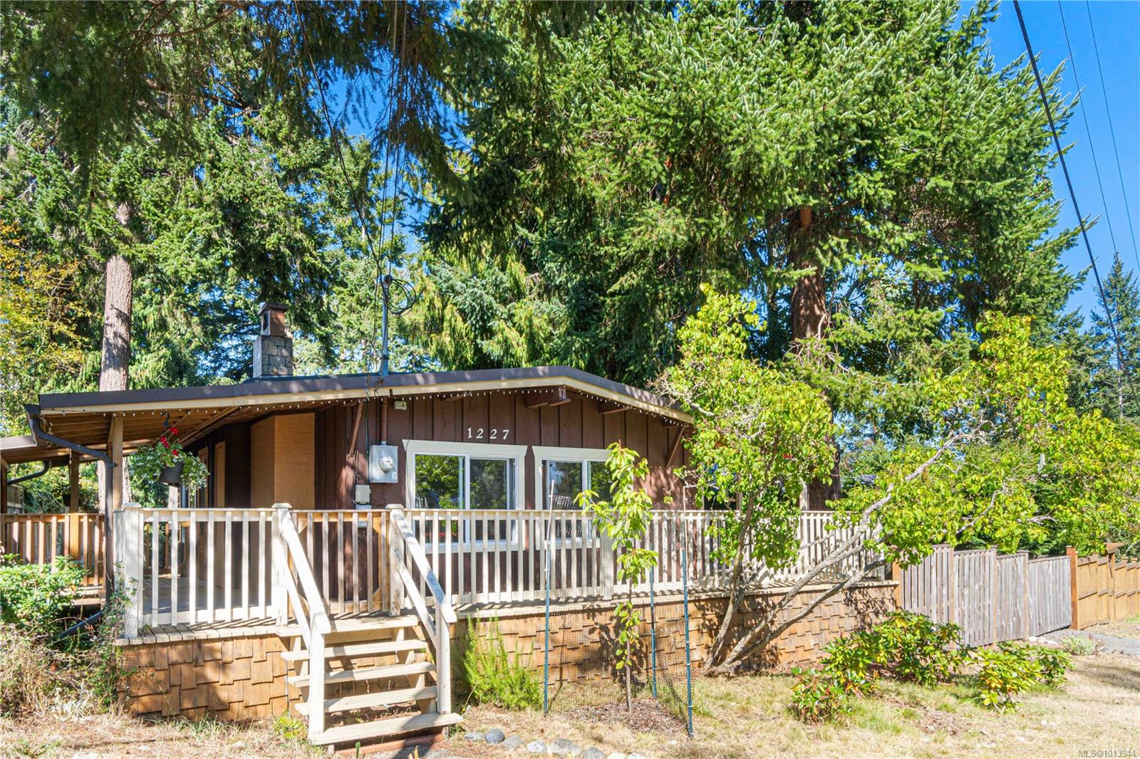 1227 Marina Way, Nanoose Bay, BC V9P 9B8