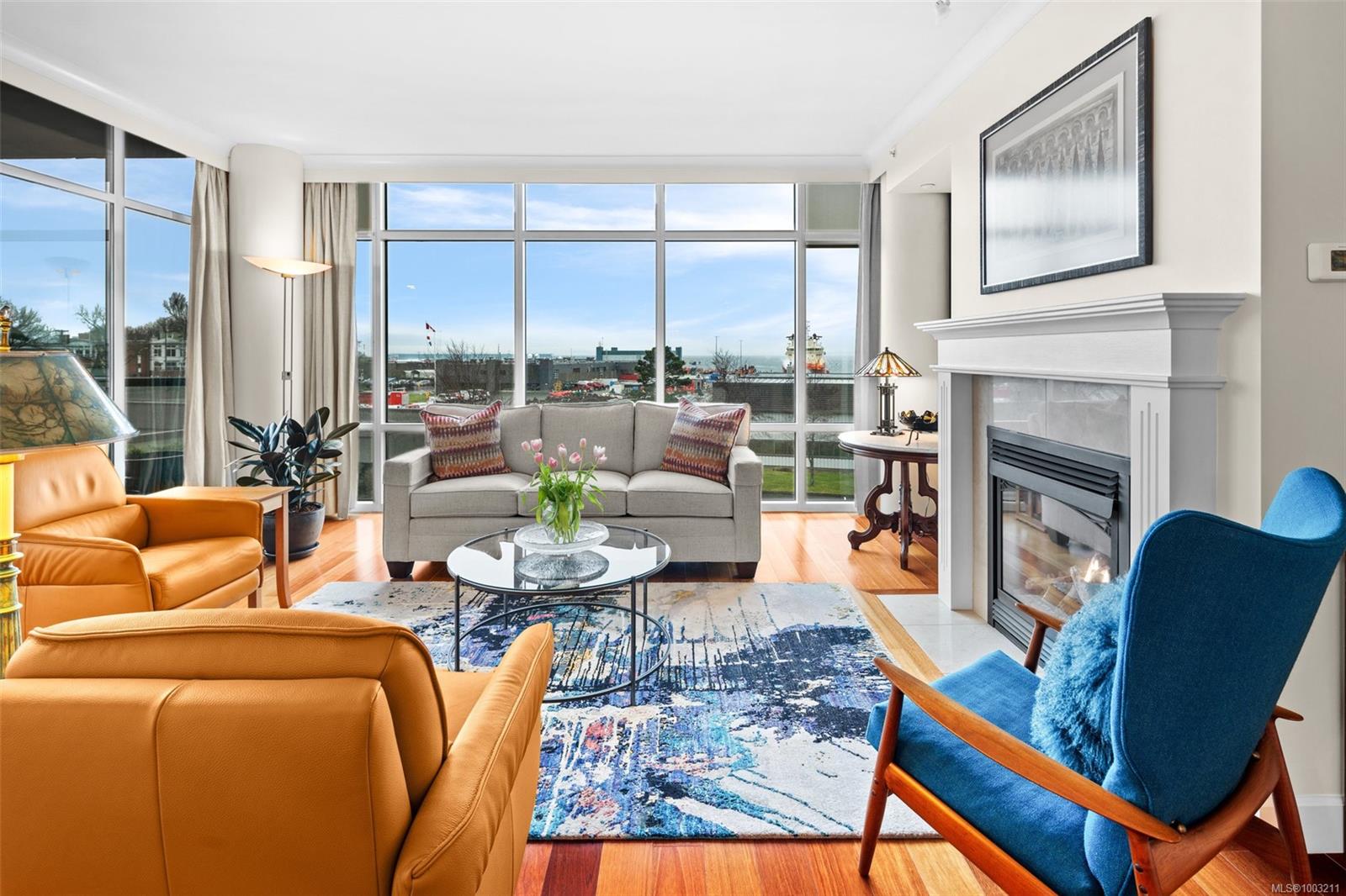 21 Dallas Rd Apt 410, Victoria, BC V8V 4Z9
