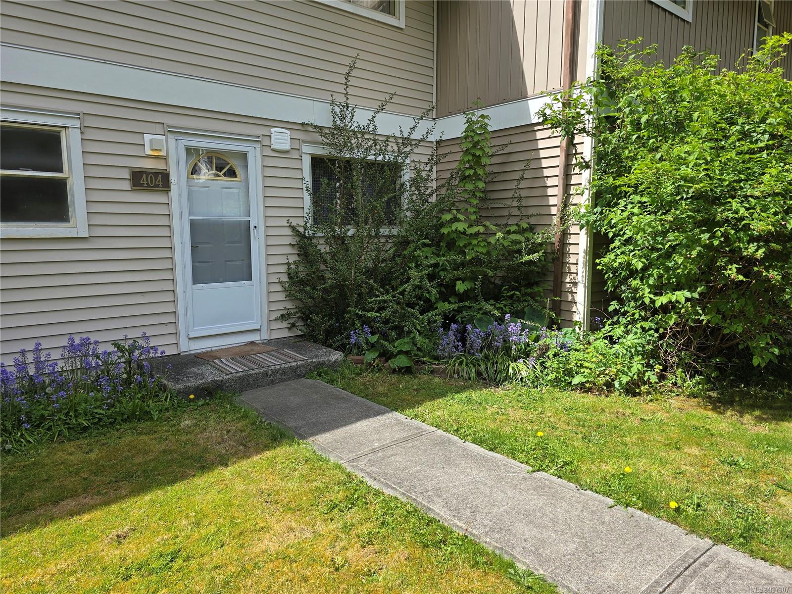 404 Haida Ave, Port Alice, BC V0N 2N0