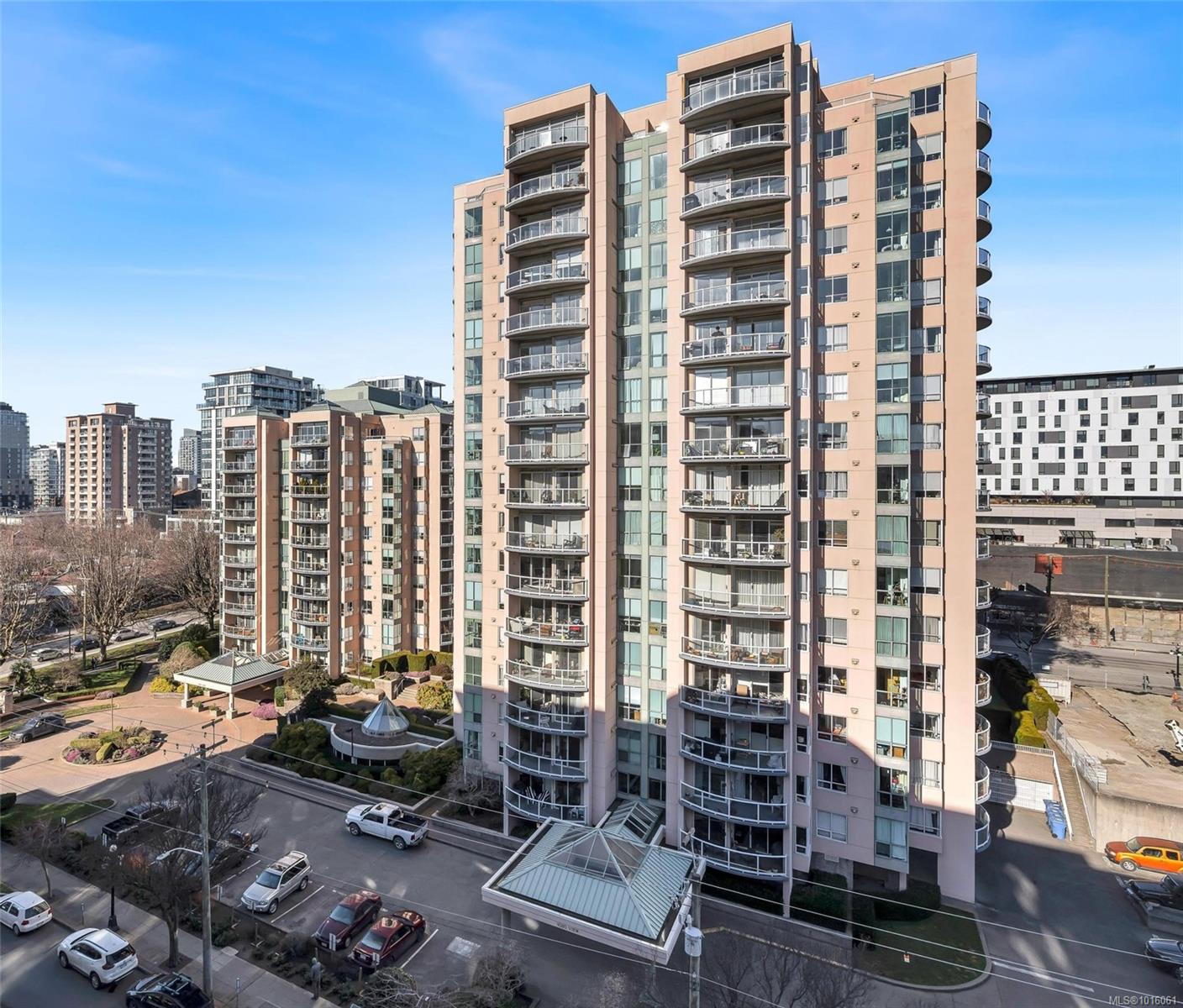 1020 View St Apt 1006, Victoria, BC V8V 4Y4