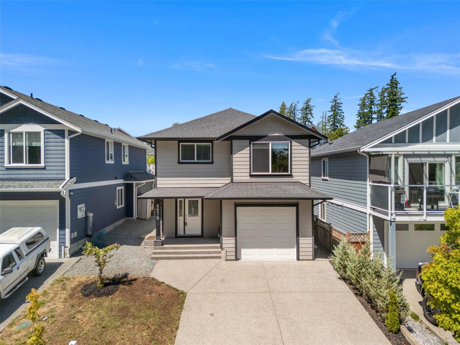 6978 Wright Rd, Sooke, BC V9Z 1M5