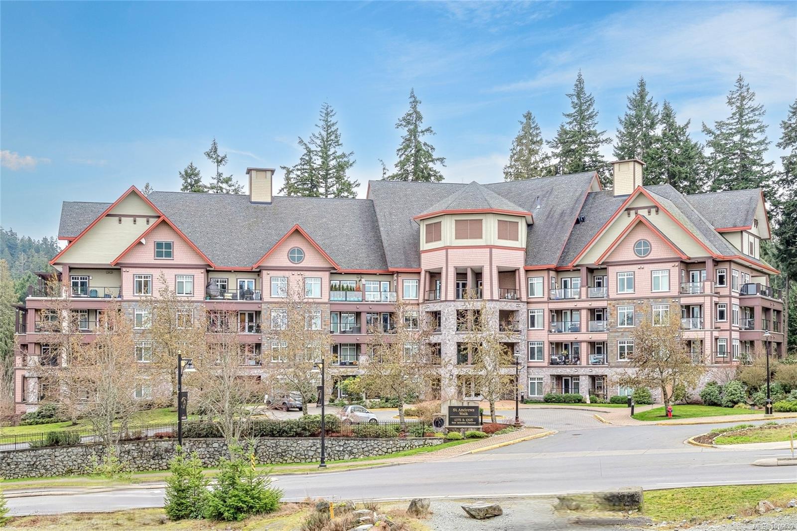 1395 Bear Mountain Pkwy Apt 104, Langford, BC V9B 0E1