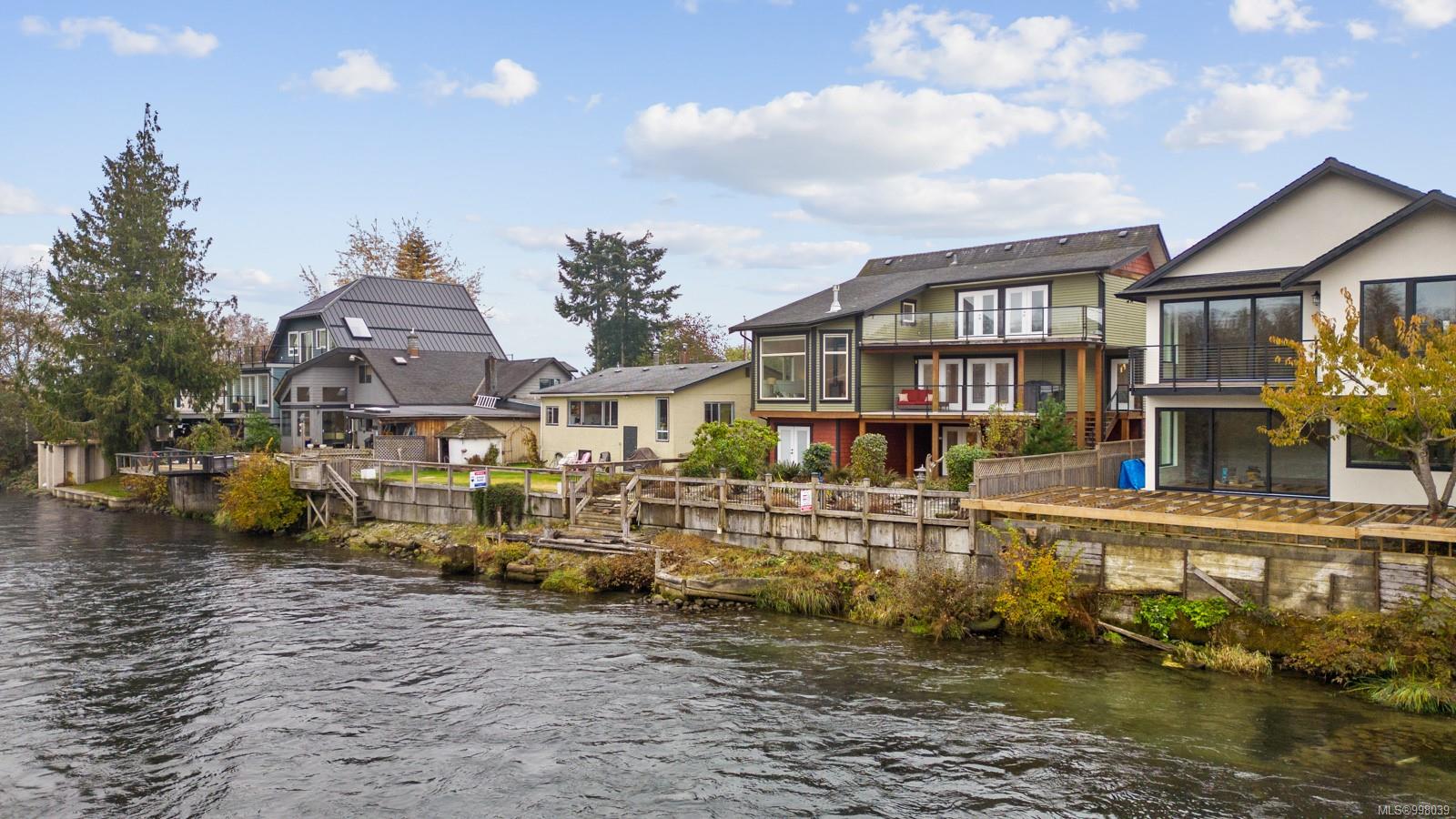 1940 19 Avenue, Campbell River, BC V9W 4M7