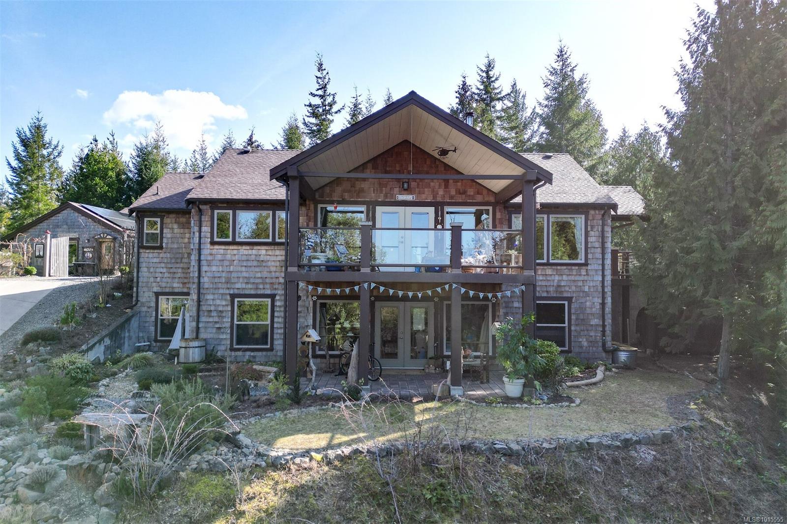 1860 Ashling Rd, Qualicum Beach, BC V9K 2V1