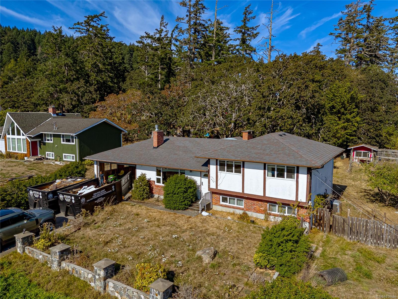 635 Pears Rd, Metchosin, BC V9C 3Z6
