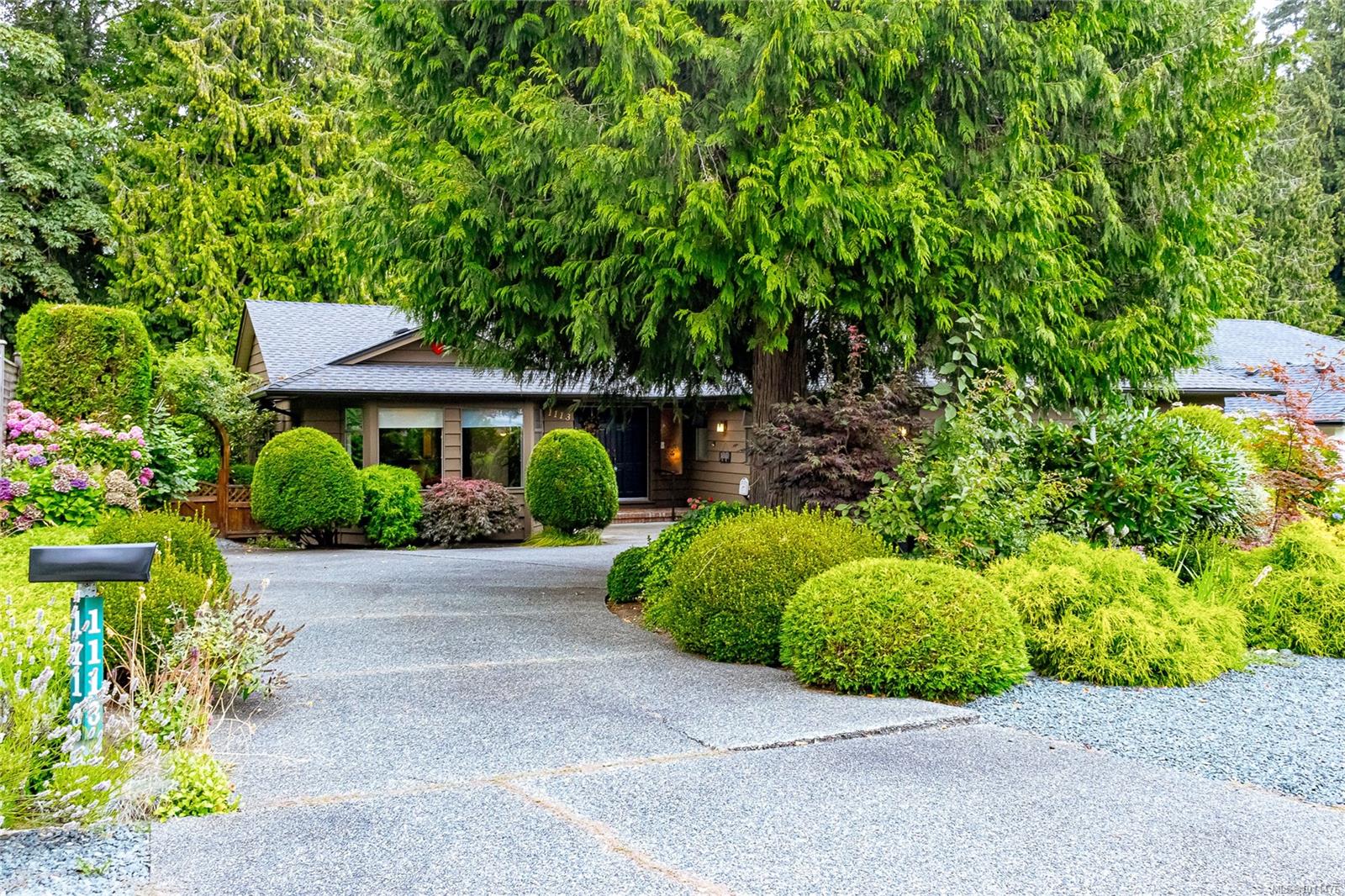 1113 Stymie Close, Qualicum Beach, BC V9K 1E4