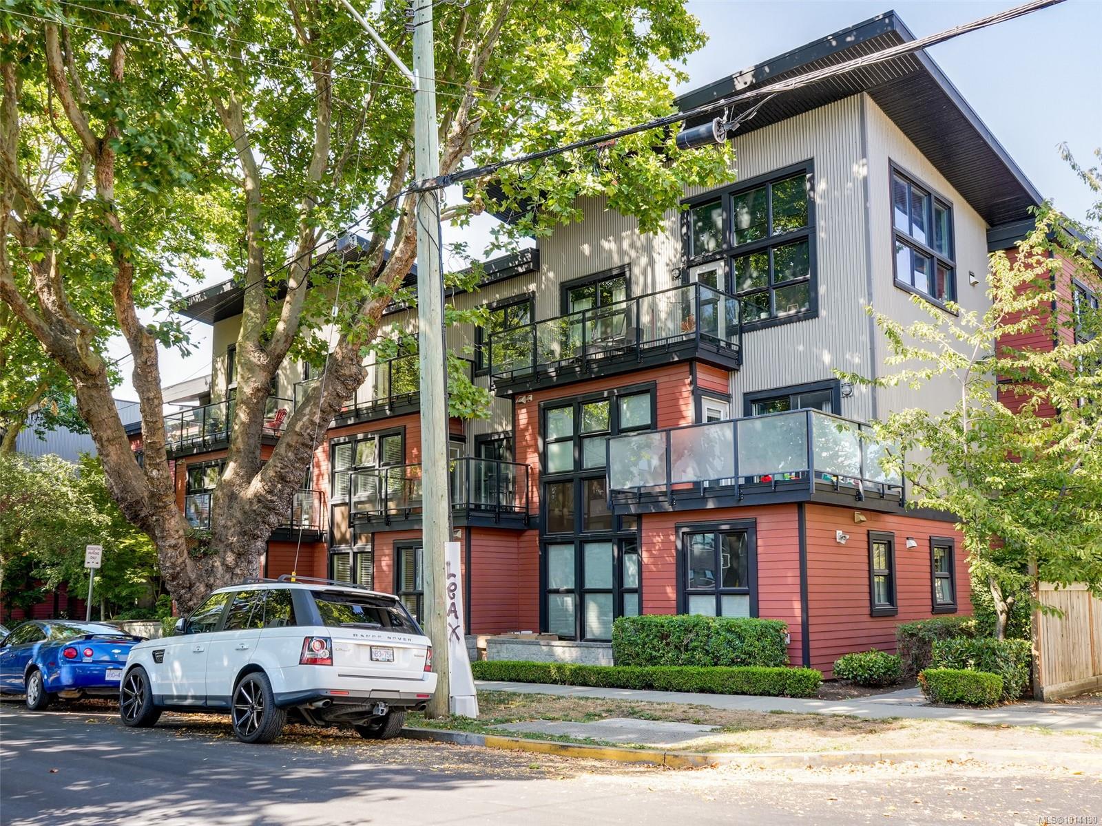 630 Speed Ave Apt 109, Victoria, BC V8Z 1A4