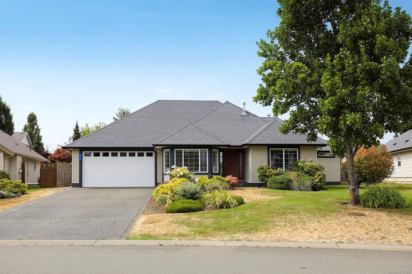 673 Olympic Dr, Comox, BC V9M 4G6