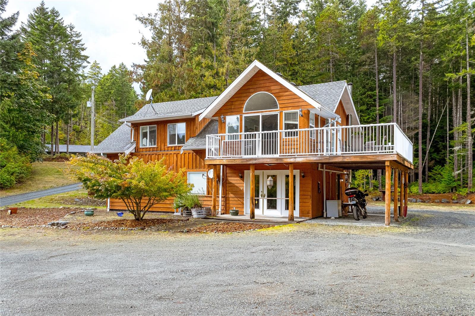 11251135 Spider Lake Rd, Qualicum Beach, BC V9K 2L7