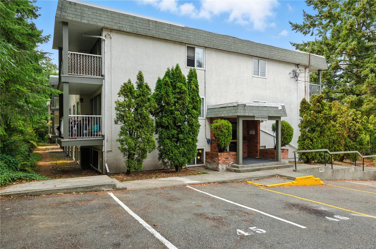 997 Bowen Rd Apt 4206, Nanaimo, BC V9R 2A4