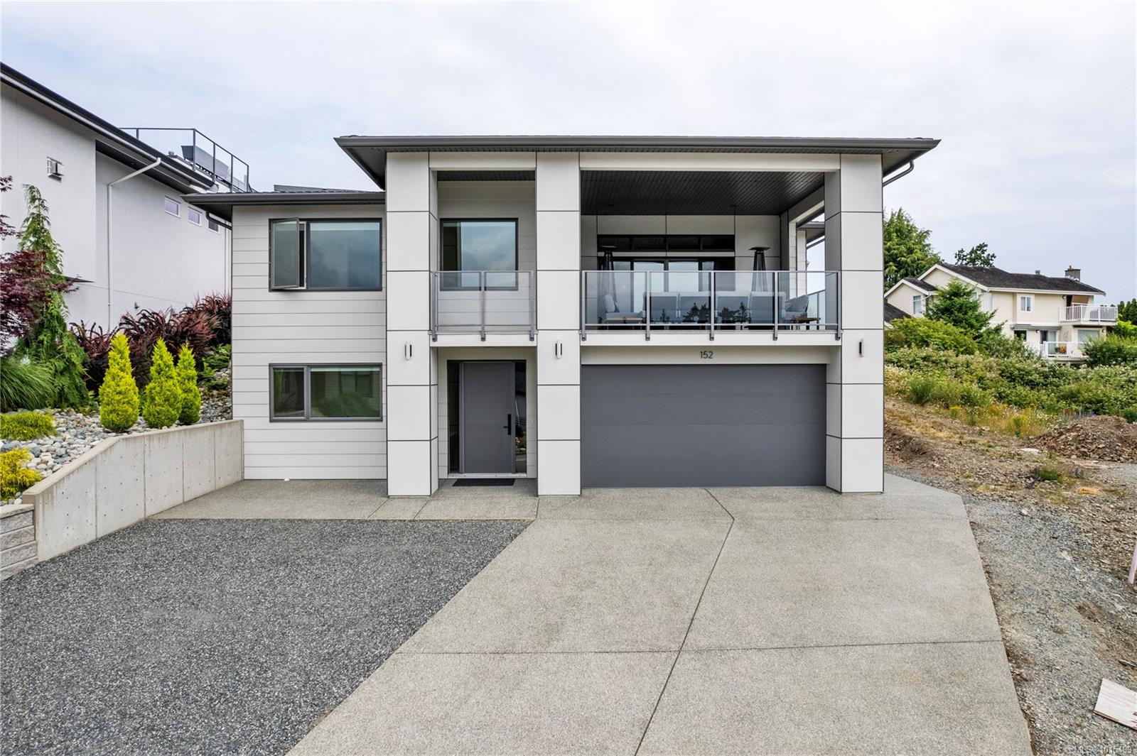 152 Golden Oaks Cres, Nanaimo, BC V9T 0K8