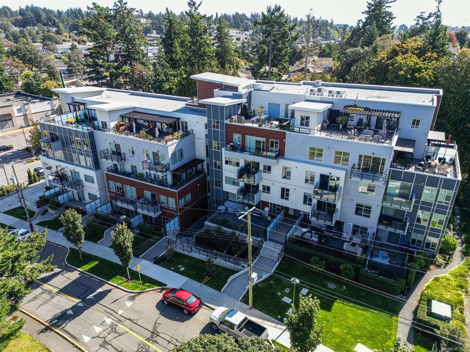 1450 Glentana Rd Apt 207, View Royal, BC V9A 2P8