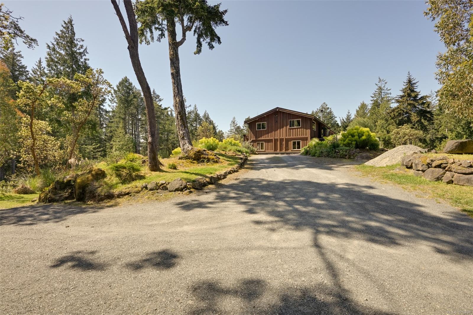 330 Becher Bay Rd, Sooke, BC V9Z 1B7