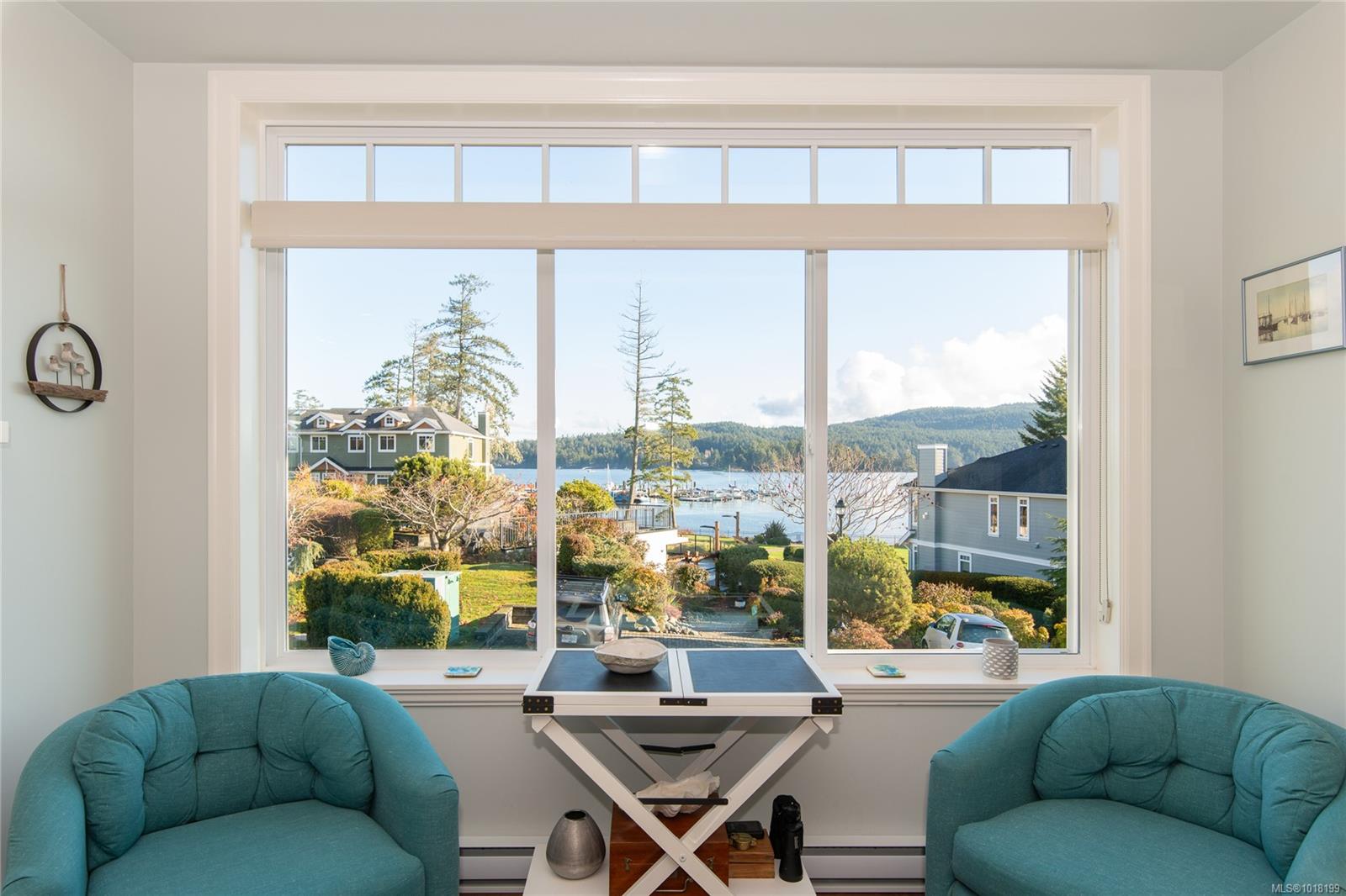 6995 Nordin Rd Apt 10, Sooke, BC V9Z 1L4