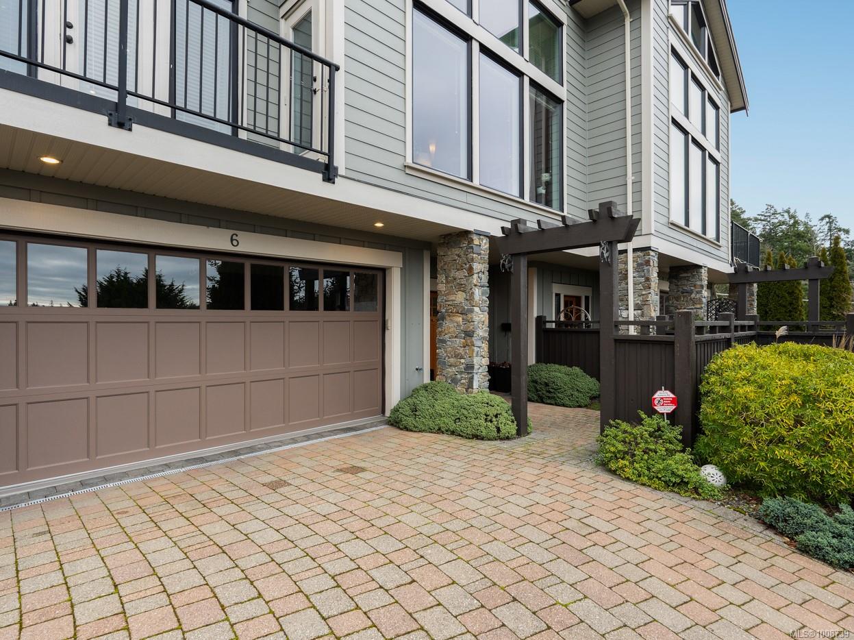 614 Granrose Terr Apt 6, Victoria, BC V9C 3T1