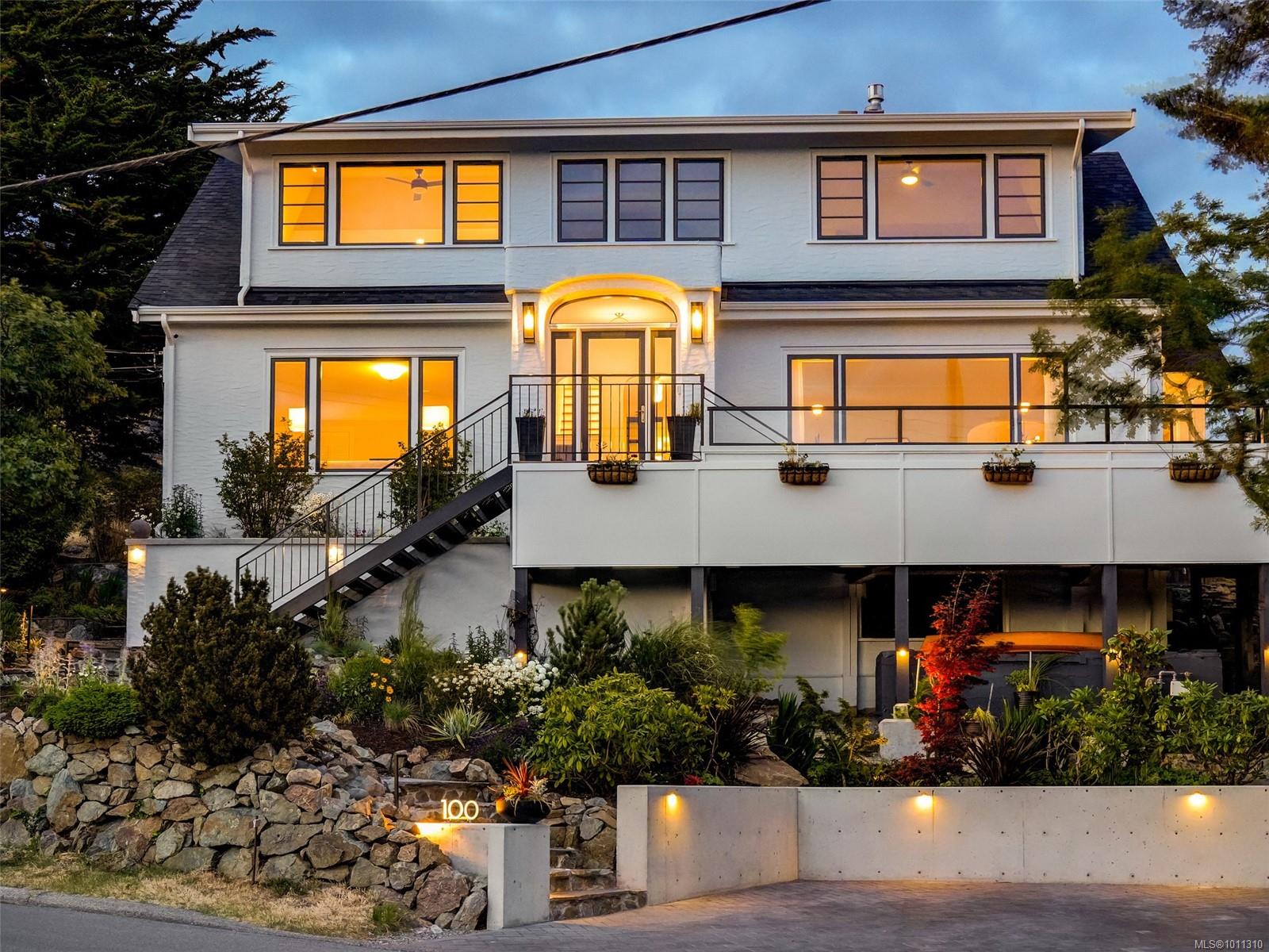 100 King George Ter, Oak Bay, BC V8S 2J9