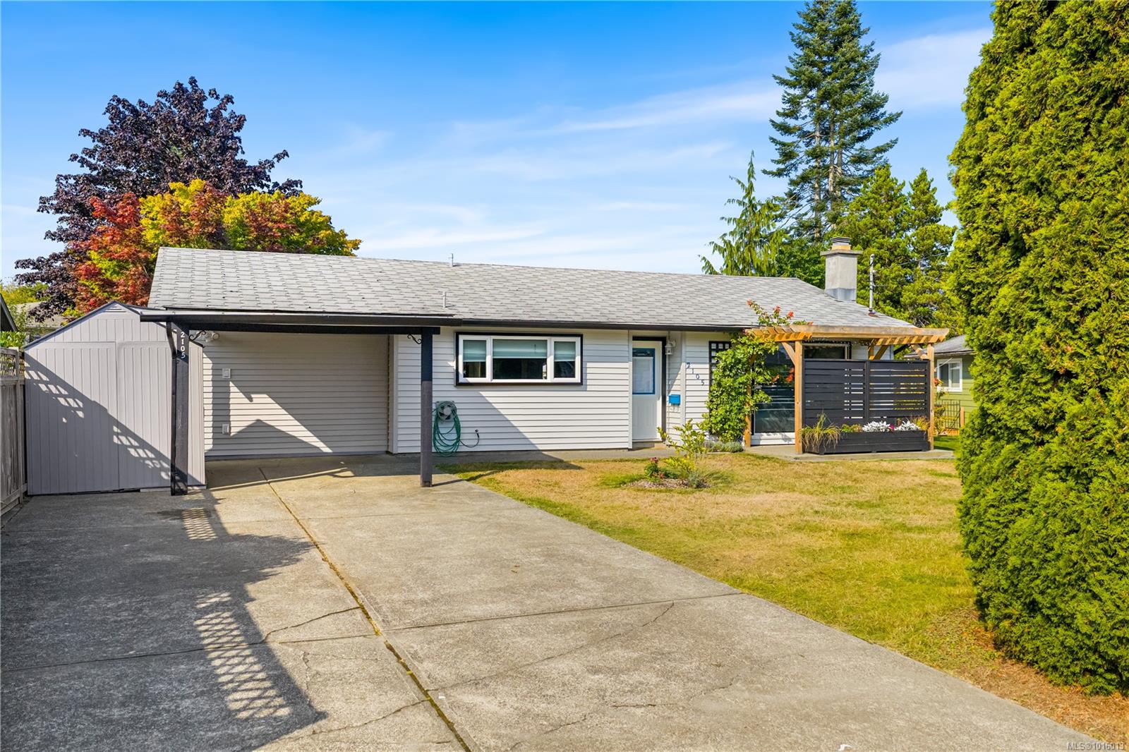2105 Arnason Rd, Campbell River, BC V9W 5Z4