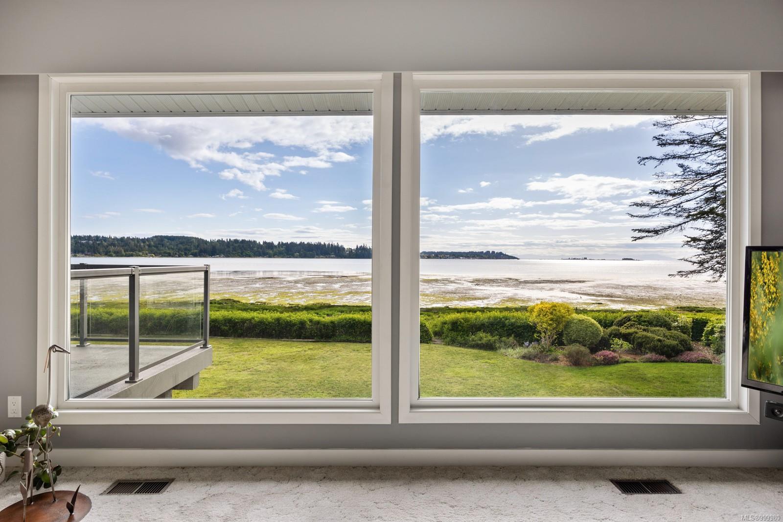 3440 Sandpiper Dr, Courtenay, BC V9N 9T9